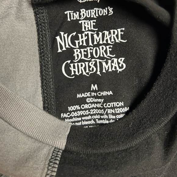 The Nightmare Before Christmas • Disney • Size Medium • Black/ Grey • Shirt - Picture 8 of 8